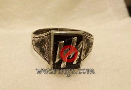 SS private order ring - runes, silver 01